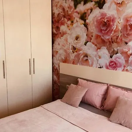 Lovely 3-bedroom For 7 Ppl At The Centre Apartment