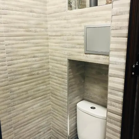 Apartment Lovely 3-bedroom For 7 Ppl At The Centre Varna